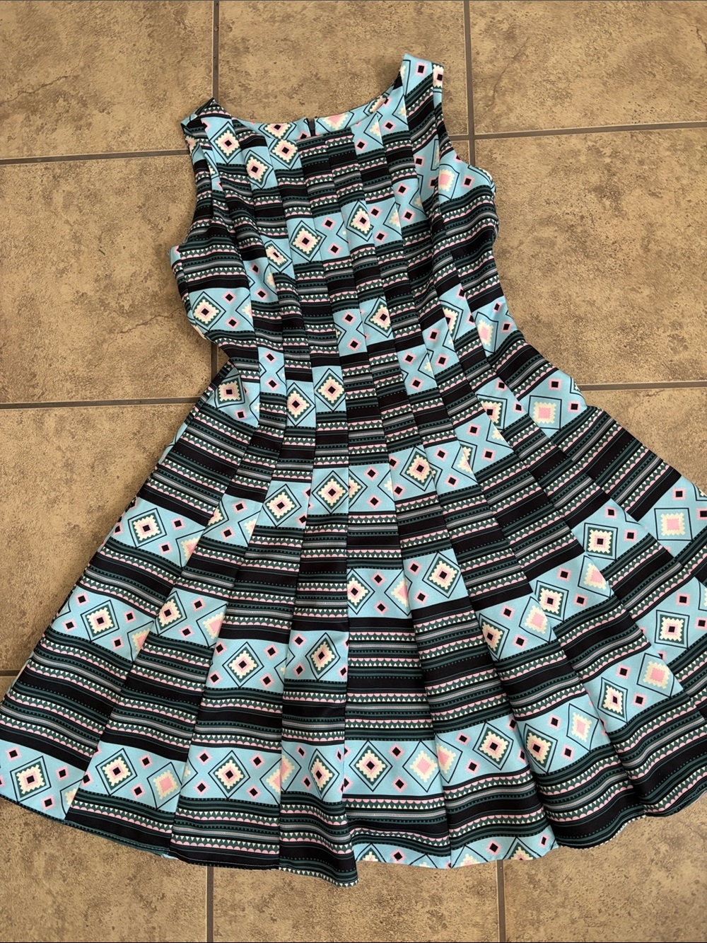 Koret Aztec Print Colorful Sleevless Dress Size 6P
